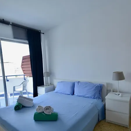 Vinyet Sunshine 2 Bed 2 Bath Steps From The Apartment Sitges