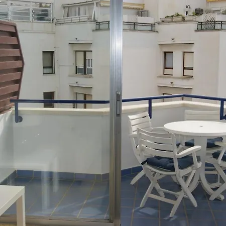 Vinyet Sunshine 2 Bed 2 Bath Steps From The